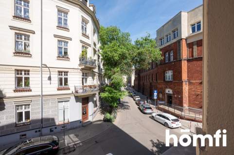 Przestronne 3 pokoje, oddzielna kuchnia, balkon