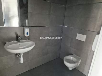 Wolnostojący obiekt biurowy- 300m2 