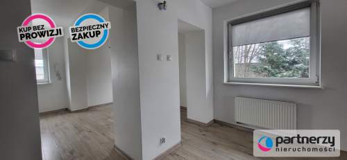 Dom podzielony na 2 mieszkania oraz dom w ogrodzie