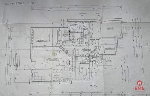 Posiadłość 2500m2 Zadbany Dom z Lasem