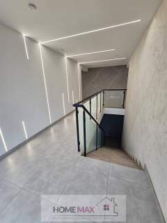 Apartament z prywanym parkingiem i komórką,Bielany