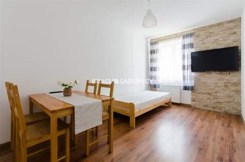 2 pokoje - 46m2 - Krowodrza Górka - 2200 zł