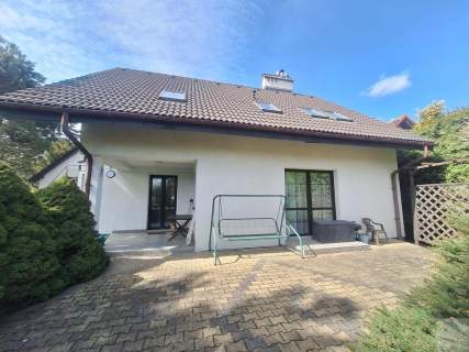 Dom w świetnej lokalizacji - Ostrów - Murowanka