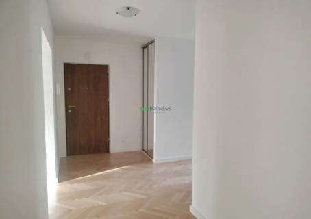 Przestronne 4 pokoje z osobną kuchnią, garaż
