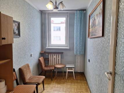 Mieszkanie 46 m2, centrum, do remontu. Polecamy