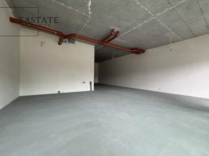 Lokal usługowy 81 m   parter, duże witryny
