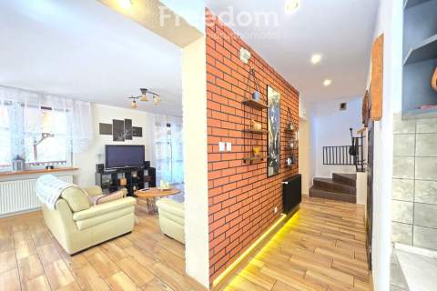 Nowoczesny dom z klimatem, 2000m2,