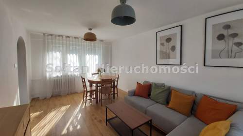 Po generalnym remoncie 3 pokoje balkon kuchnia 