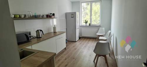 Biuro do wynajęcia, budynek po remoncie