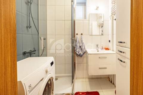 Stare Miasto, 3 pokoje, parter 61,62 m2, balkon