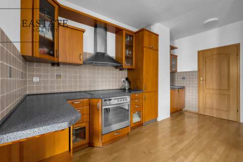 Powiśle - 3 pok. Górnośląska miejsce postojowe