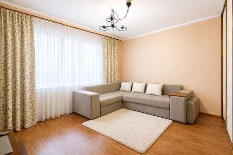 Raków 4 pokoje balkon do odświeżenia