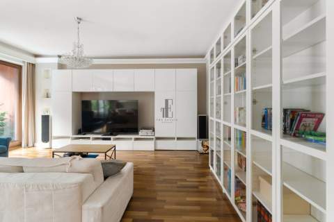 Ogródek 60m2 2 miejsca w garażu - Ostoja Wilanów