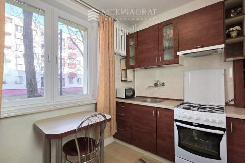 Os. Antoniuk 2 pokoje 41 m2 parter, blisko centrum