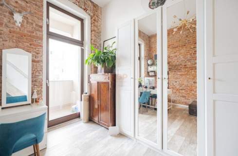 Wyjątkowa kamienica/przytulne 2 pokoje/balkon