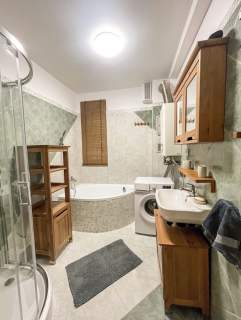 3 pokoje 76 m parter balkon