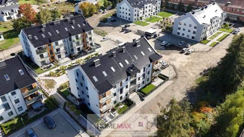 Apartament z prywanym parkingiem i komórką,Bielany