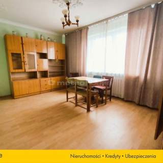 Przestronny dom 1809 m2 w zielonej okolicy