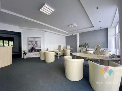 Lokal, 100 m2, parter, duża witryna