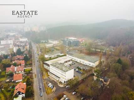 Magazyn z Rampą, Plac Manewrowy, Ogrzewany