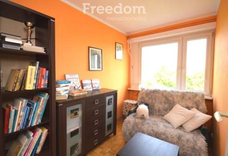 3 pokojowe mieszkanie 48 m2 ul. Wyzwolenia balkon