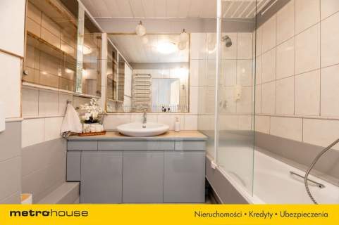 2 pokoje, 52 m ,loggia,gotowe do zamieszkania