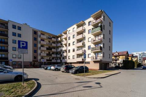 Kawalerka w zielonej okolicy 
