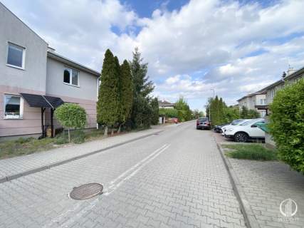 Przestronne 3 pokoje 70 m z kominkiem Wawer