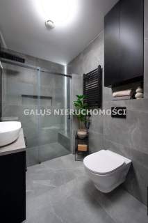 Nowoczesny apartament - rewelacyjny ogródek 200 mk