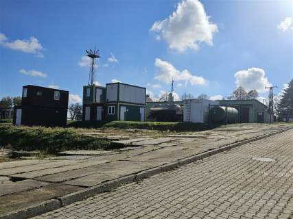 Atrakcyjna nieruchomość - kompleks budynków