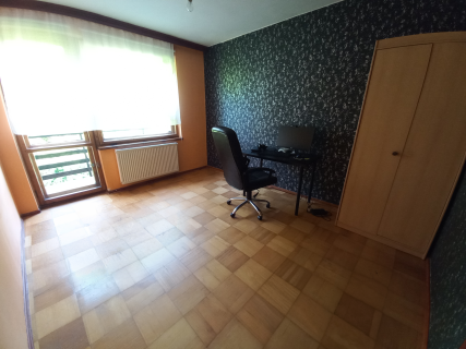 Przestrzenny dom w centrum Żywca z widokiem na góry