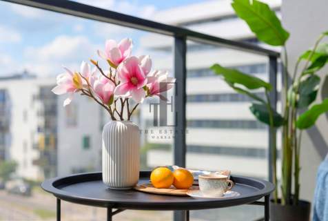 K. Jędrusik Duży balkon Garaż Słoneczne