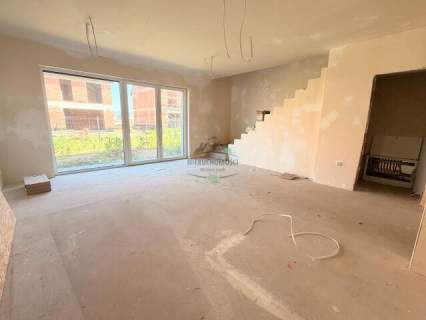 Dom 119,5m2 z działką 200m2, gotowy do wykończenia, Dobrzykowice