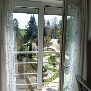 Dom-Rezydencja z ogrodem i z domem dla gości