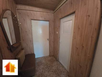 Siedlisko - solidny dom i budynki gospodarcze
