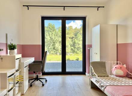 Nowy, parterowy dom przy lesie 5 pokoi 181 m2