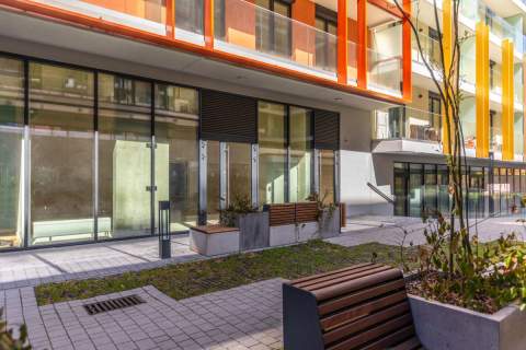 Lokal o pow. 112 m2 z witrynami Jasna/Wieniawska