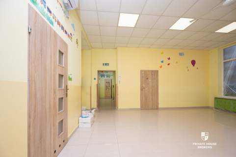 Przestronny lokal z witryna na sprzedaż Zabierzów