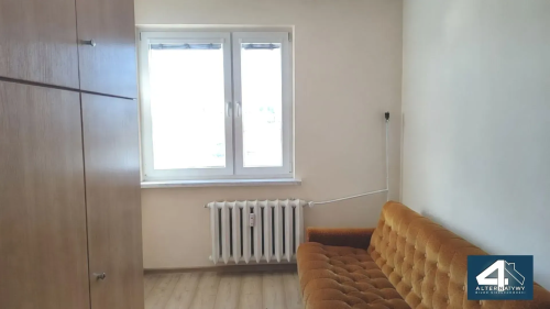 3 pokoje/ po remoncie/nowe drzwi