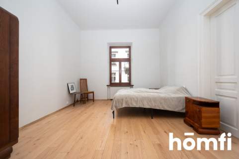 Przestronne 3 pokoje, oddzielna kuchnia, balkon