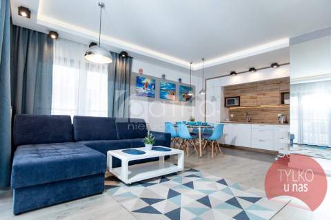 Apartament nad morzem- taras, garaż 