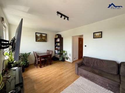 2012 r. Kawalerka Garaż Balkon Do odświeżenia 
