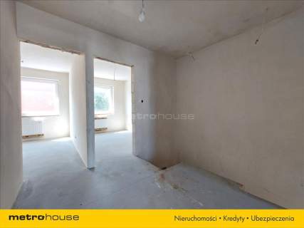 KAMERALNY APARTAMENT W ZABUDOWIE JEDNORODZINNEJ