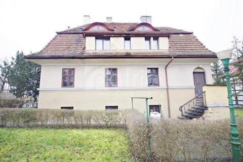 Willa poniemiecka w Darłowie 350 m2