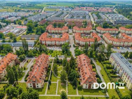 Przestronne, duża komórka lokatorska, balkon