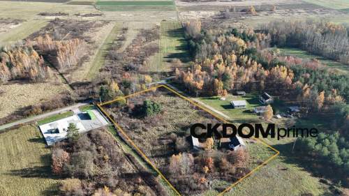Dom z działką 8400m2 w Pieczonogach