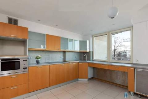 Unikalny Apartament 167 m z Tarasem na Dachu i Ba