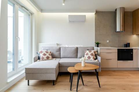 Pierwszy najem Balkon Miejsce postojowe