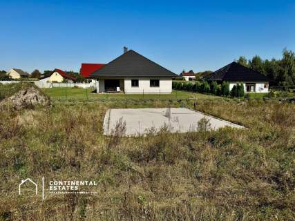 Działka pod budowę domu - fundament i projekt