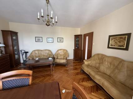 PIĄTKOWSKA 3POK USTAWNE ŁADNE BALKON WINDA CISZA